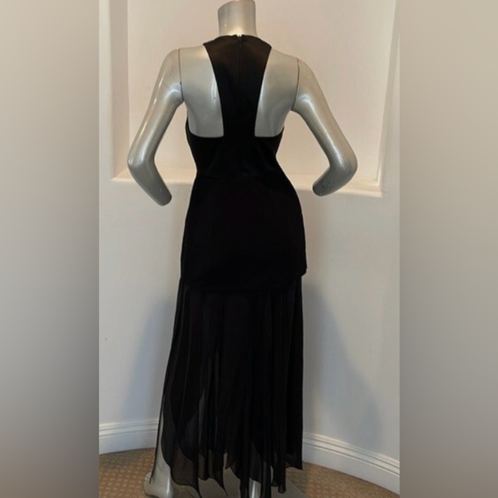HALSTON HERITAGE HALTER DRESS
SIZE 4